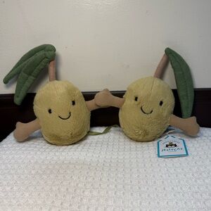 Jellycat Amuseables Pair of Olives